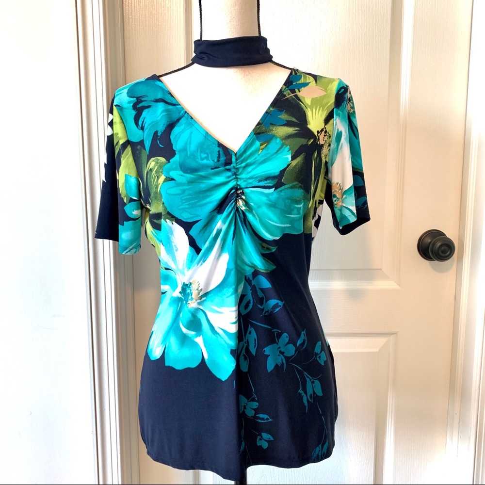 VENUS Jersey Knit Floral Strappy Back Blouse—SZ. M
